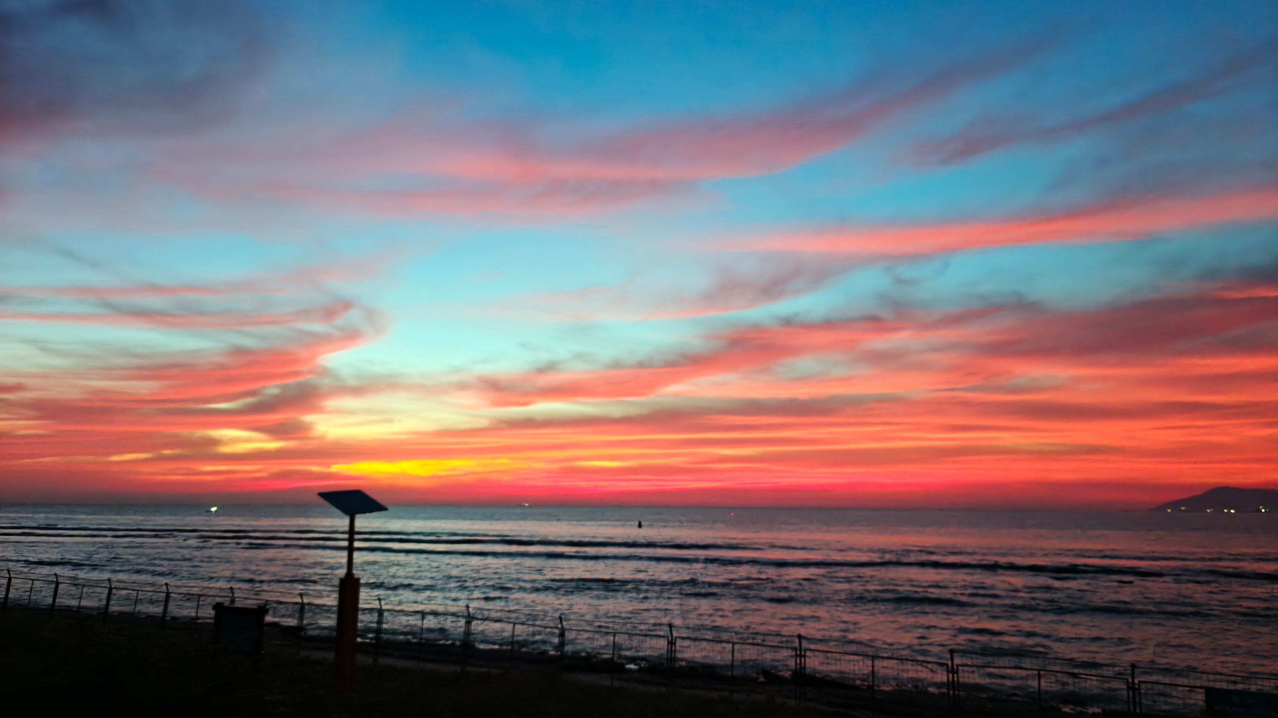 问一下，现在大家日常手机拍照记录生活时，用的照片多，还是Live图多？ 