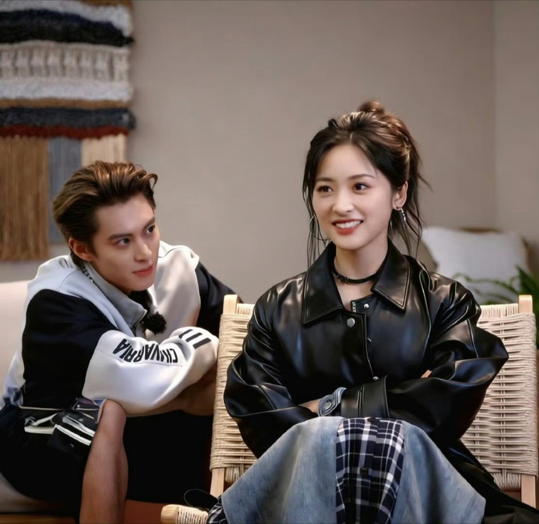 王鹤棣沈月callback流星花园 我们棣月系售后，开场就reaction了《流