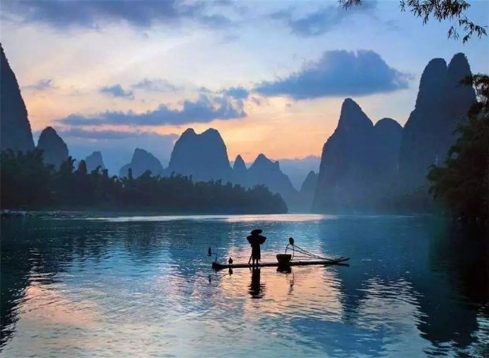 此山水，甲天下。 南京