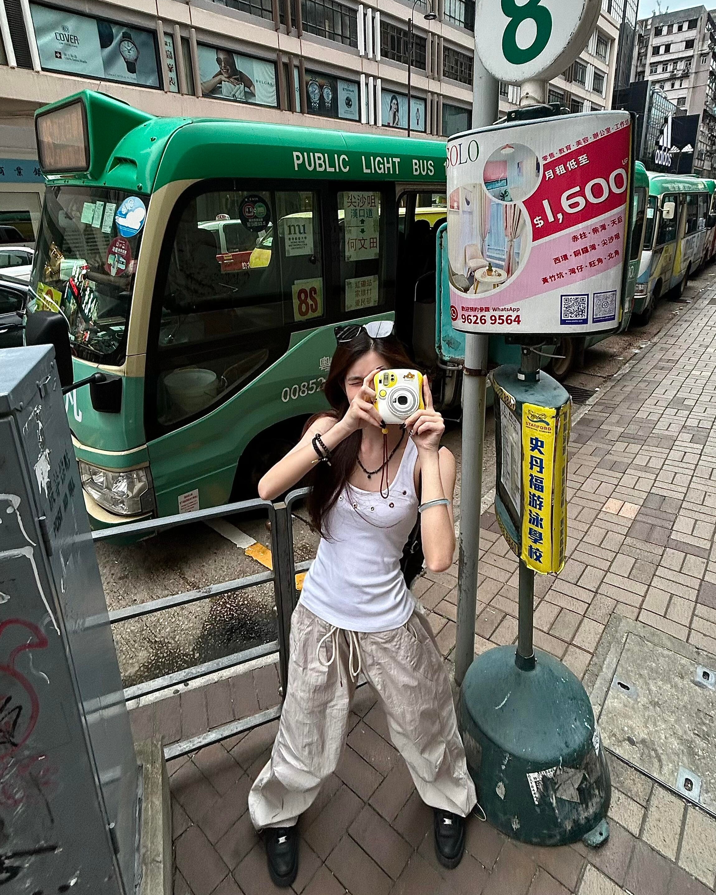 存一些香港旅行拍照姿势📸 ​​​