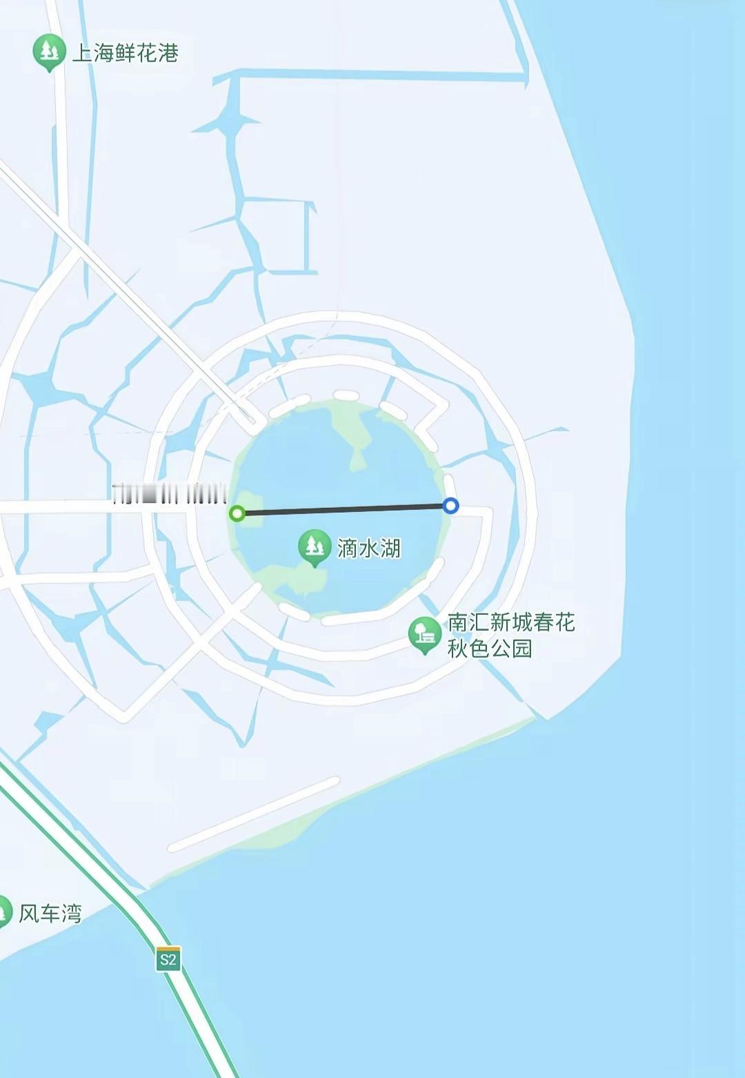 没有去过上海的海滩，但是看地图上海靠海边的滴水湖已经建设得很不错了，滴水湖往外不