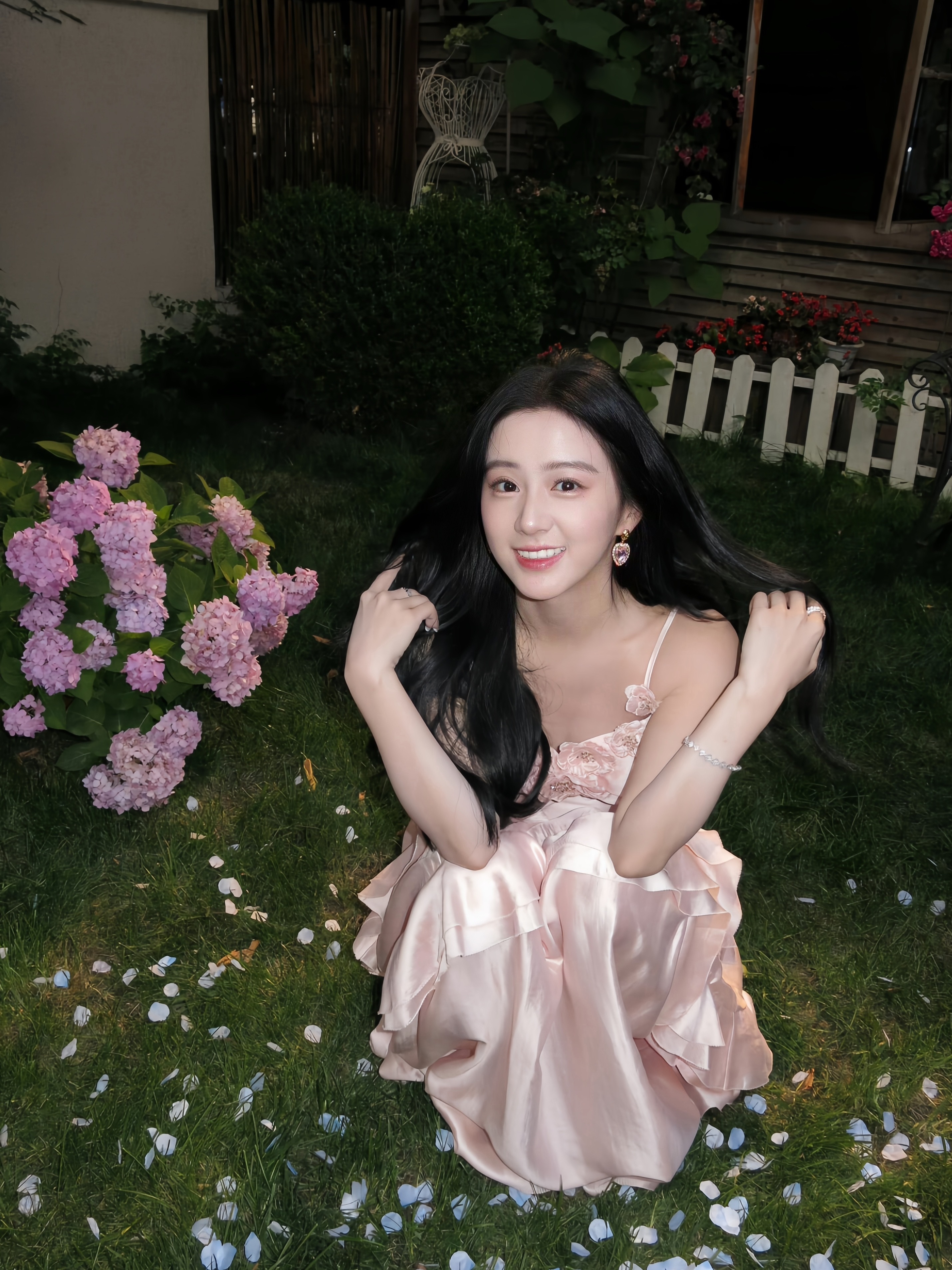 包上恩｜好有少女感💐 