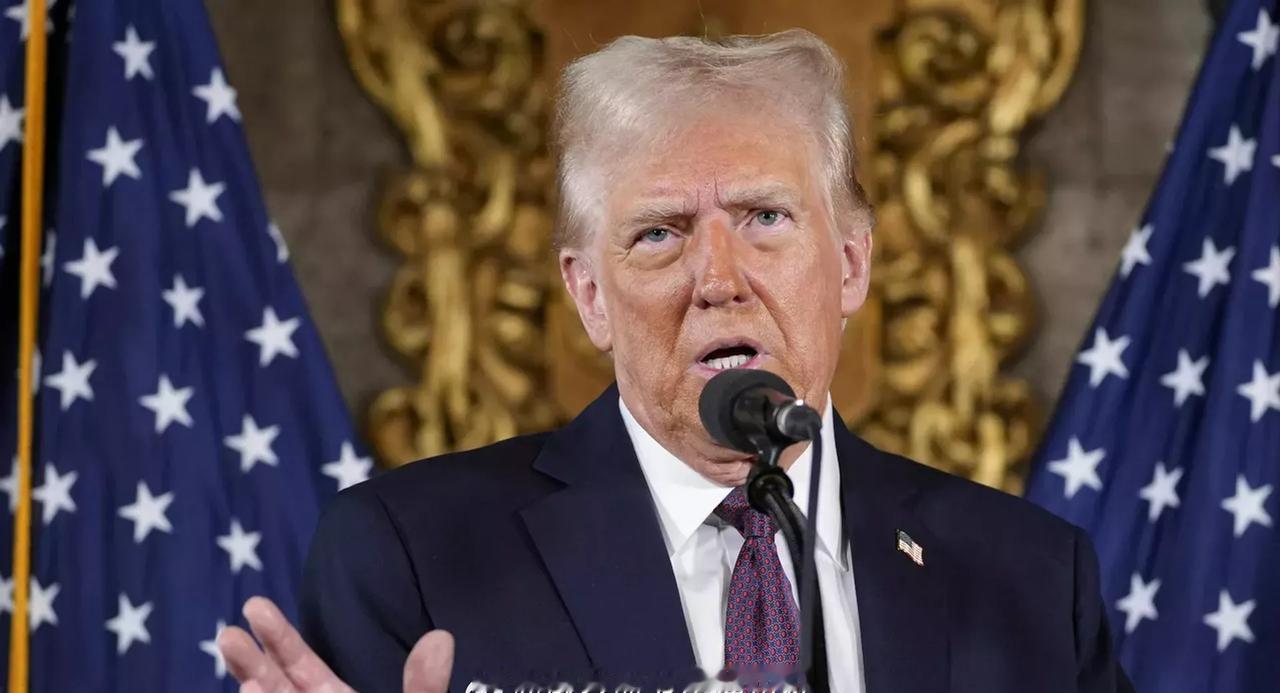 【特朗普称乌克兰正在失去领土而他本人正努力结束冲突】美国总统特朗普表示，乌克兰正