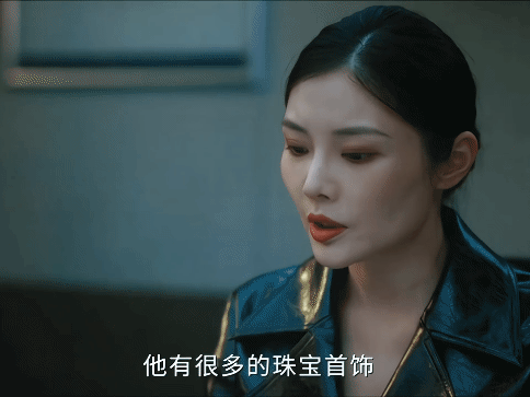 徐冬冬戏里戏外两幅面孔 低智商犯罪周淇气场十足突破固有形象，戏里深情戏外通透可塑