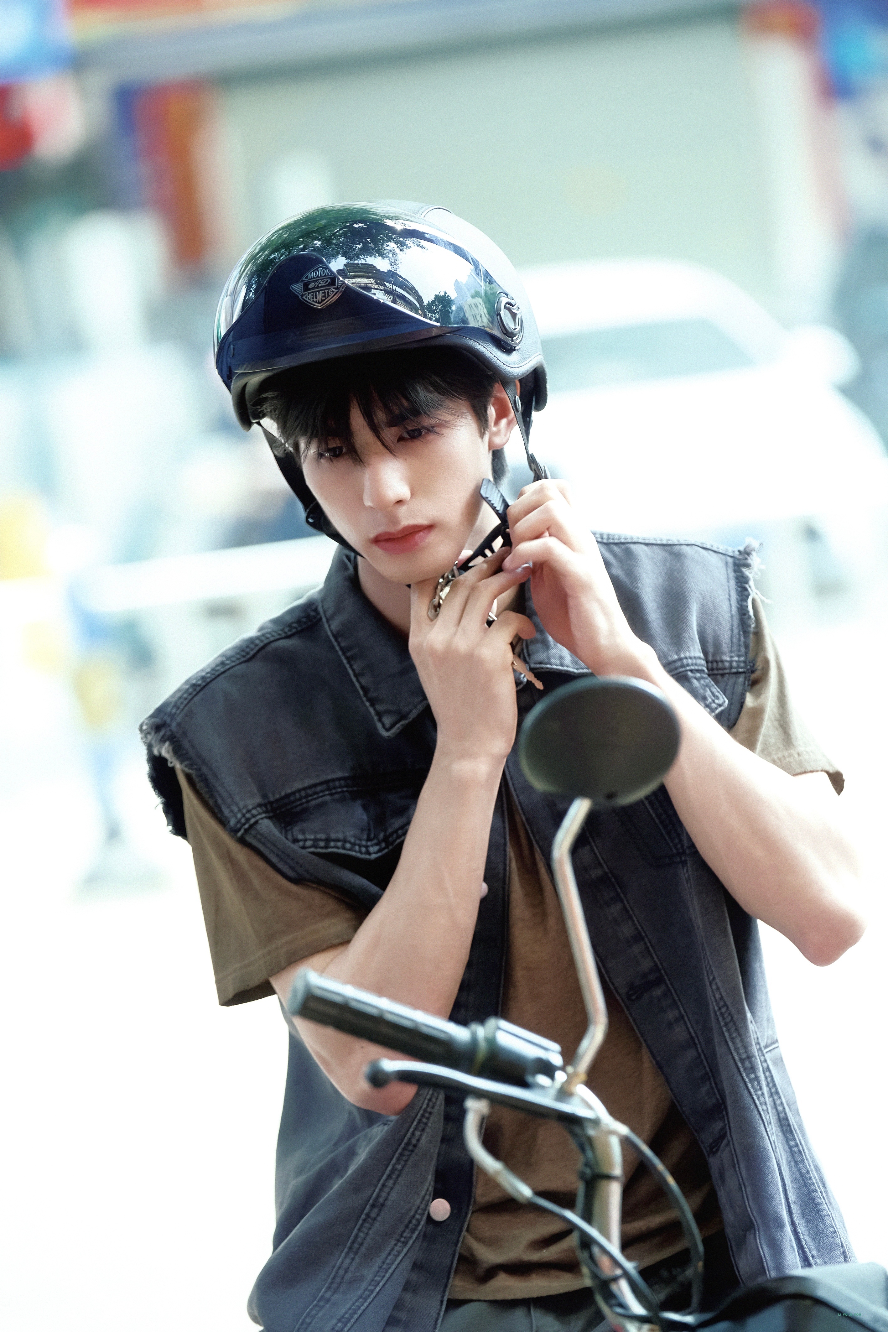 剧照🏍️*宋威龙 陈异 