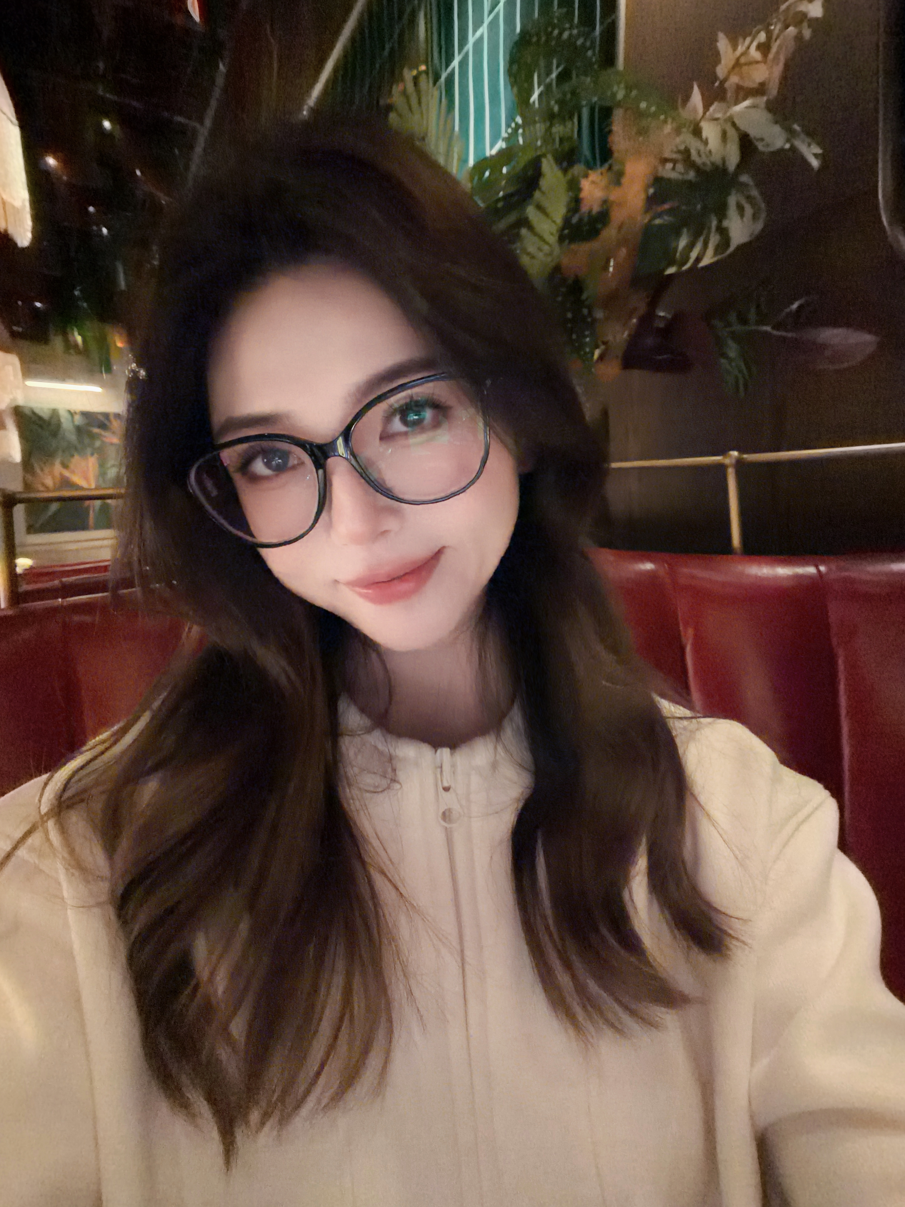 早安 这下好了，今天可以不用早起的结果生物钟比闹钟先响留青青Abi 直接7点就醒