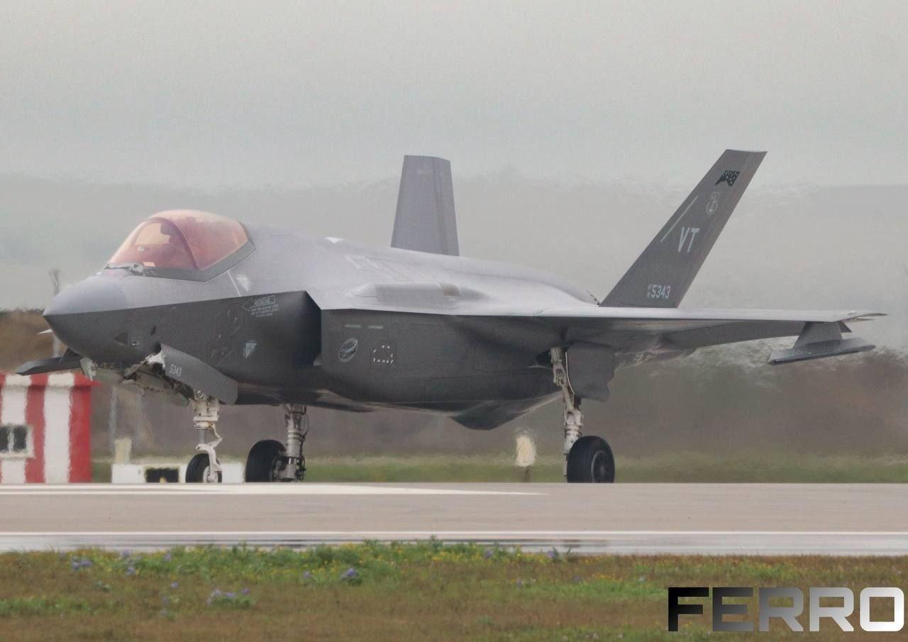 新闻快讯——美国：6架F-35A战机已从罗塔海军基地飞抵西班牙莫龙空军基地，本周
