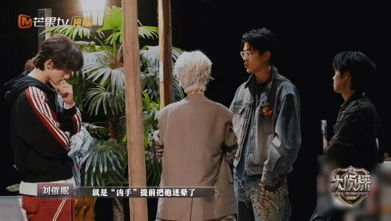 魏大勋高能破解障眼法大侦探当众人只看到一种可能，魏大勋已经想到了第二种。凶手设闹