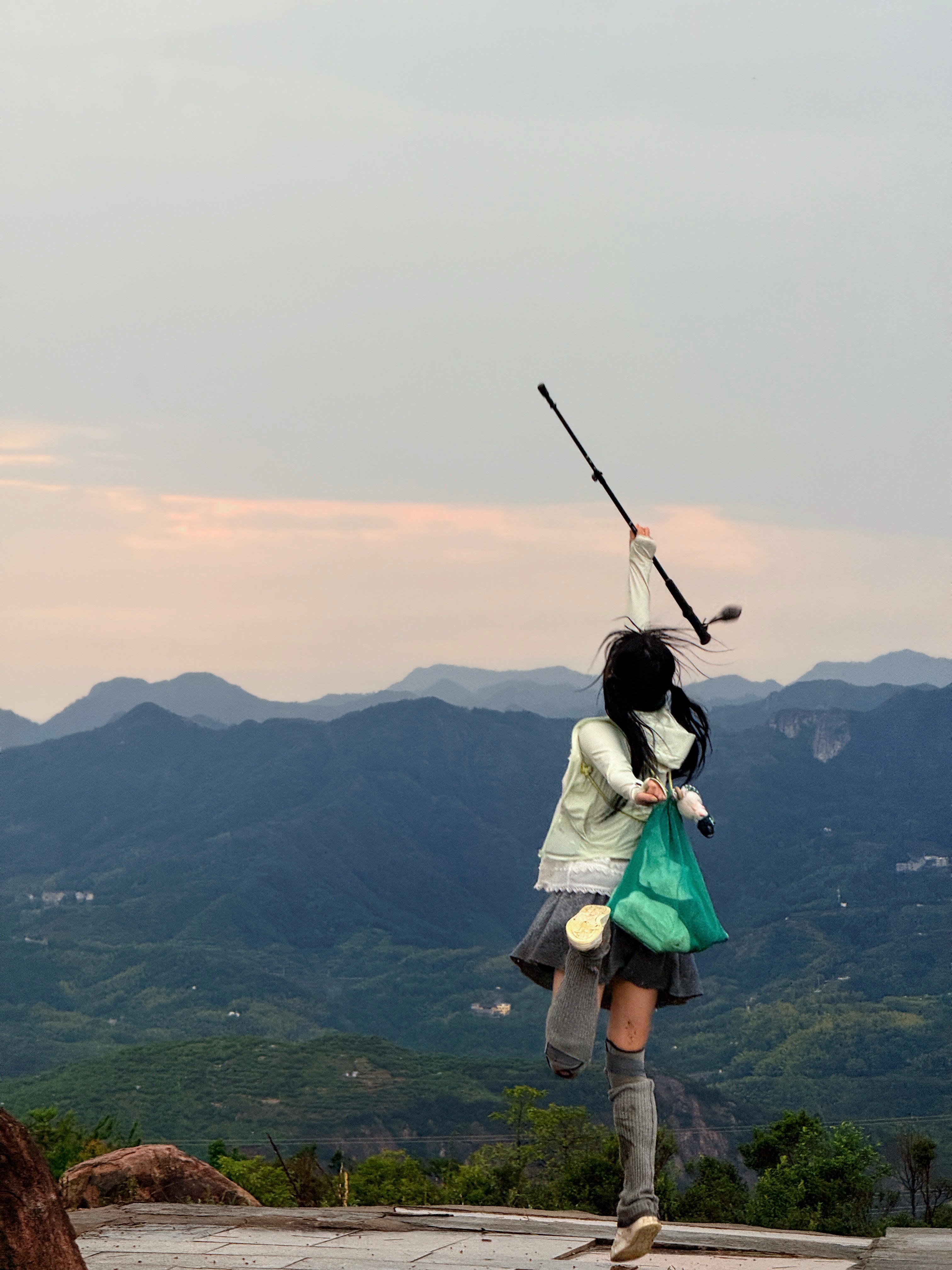 往山里去 别往心里走🌥️ 