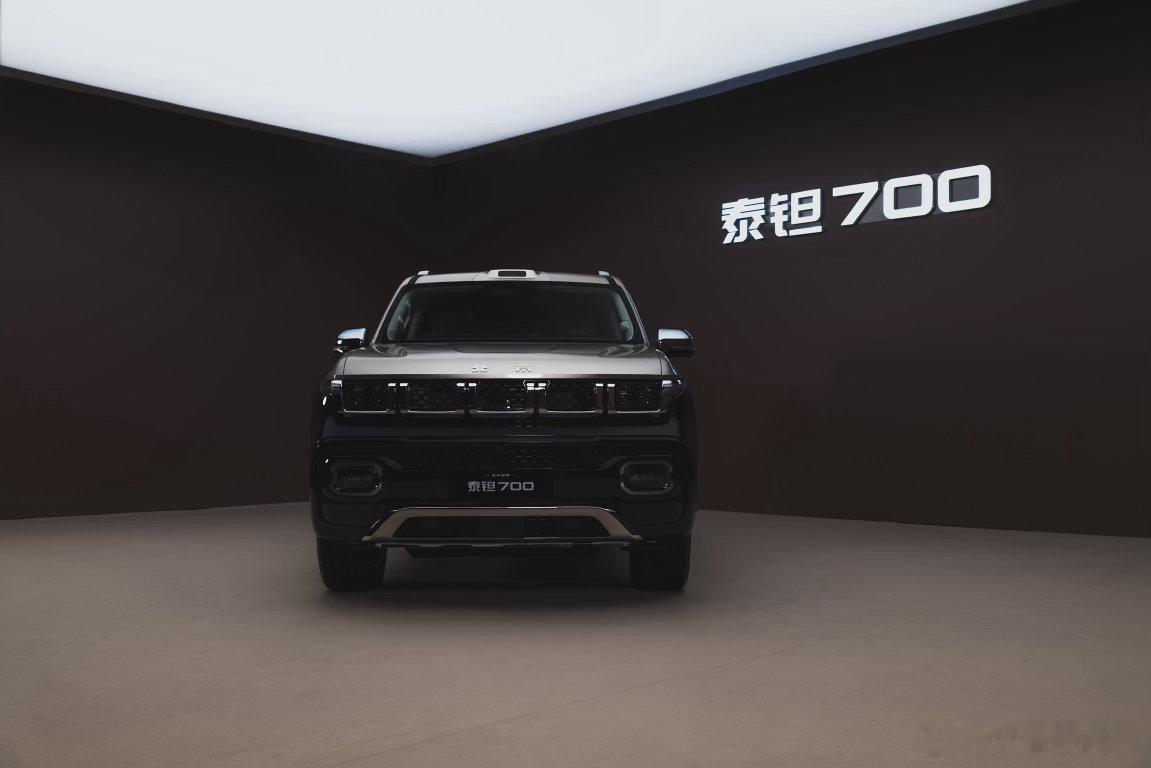 拍摄了泰钽700 气度和体量感 还是很好的 