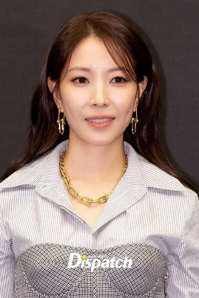 BoA侮辱涂鸦案嫌疑人被警方调查 警方调查一名30多岁女性涉嫌在首尔10余处涂鸦