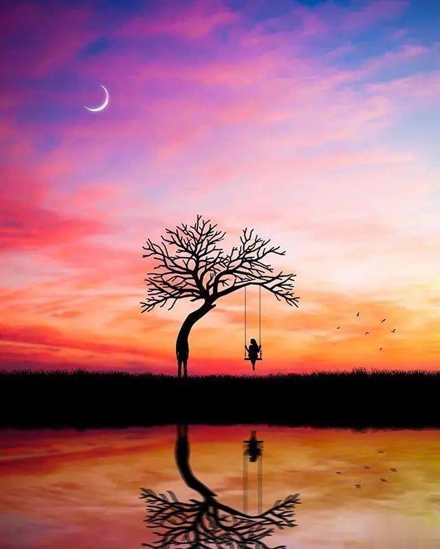 生活总是喜欢逗弄我们，在你绝望时，闪一点希望的火花给你看，惹得你不能死心；在你平