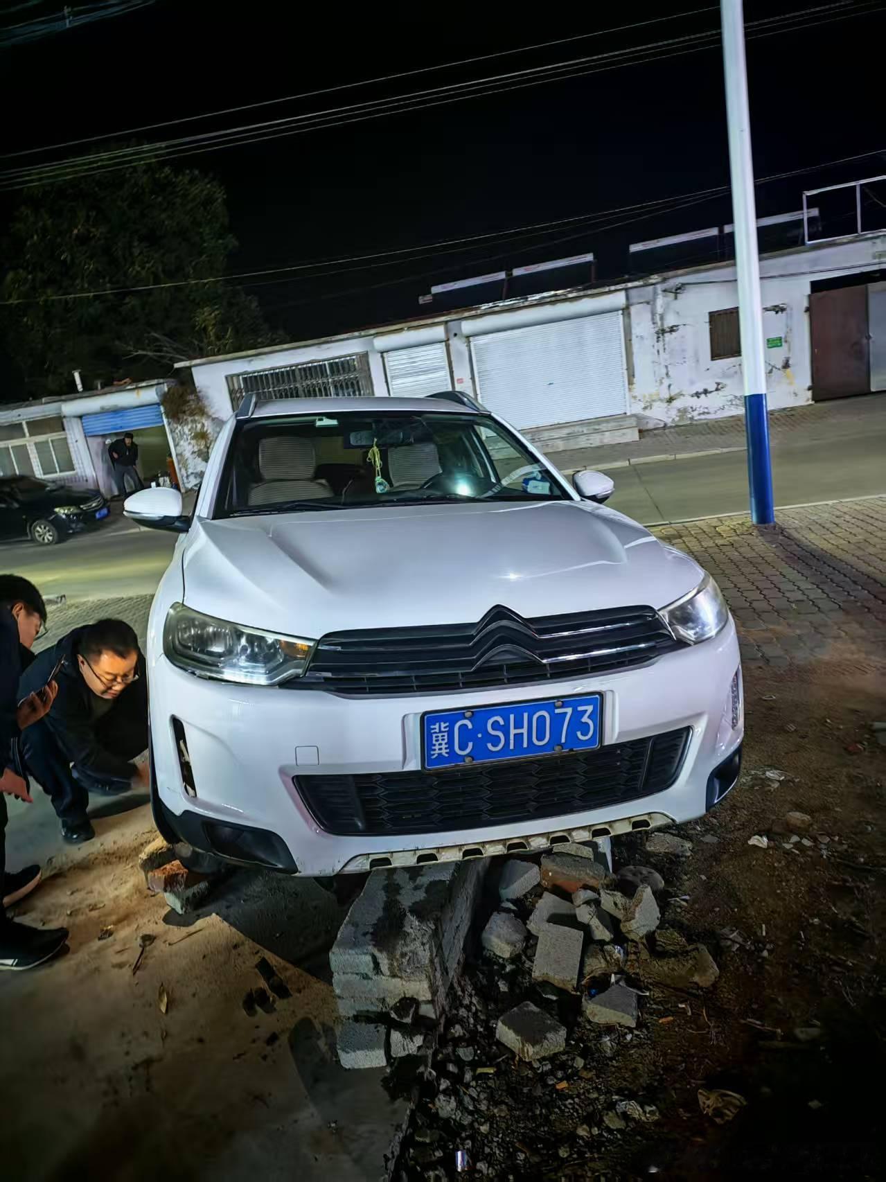 虽然咱一万五都卖不了了但是咱真的硬[揣手]我与汽车的日常 ​​​