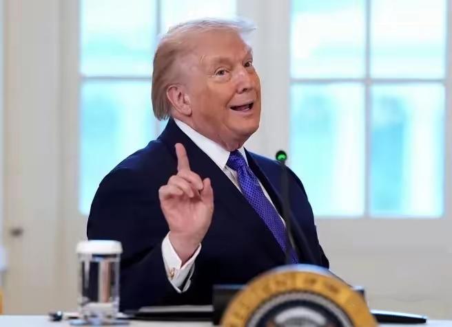 必须牢记，不要跟特朗普任何谈判，因为他毫无诚信，更无底线，处处耍横、耍泼、耍无赖