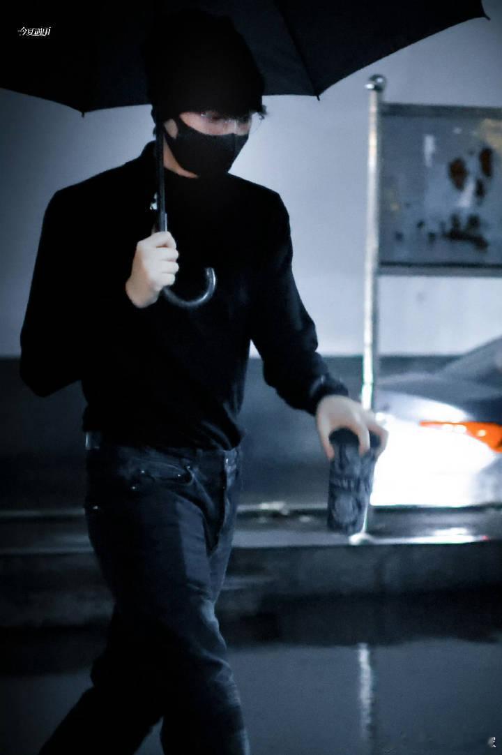 丁禹兮路透🈶！现在也是潮男一枚[抓狂] ​​​