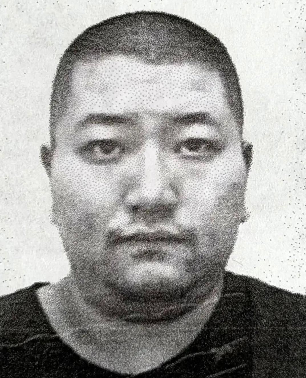 一个叫石涛的华人，死在了纽约布鲁克林的出租屋里。他不是横死，不是意外，他只是在活
