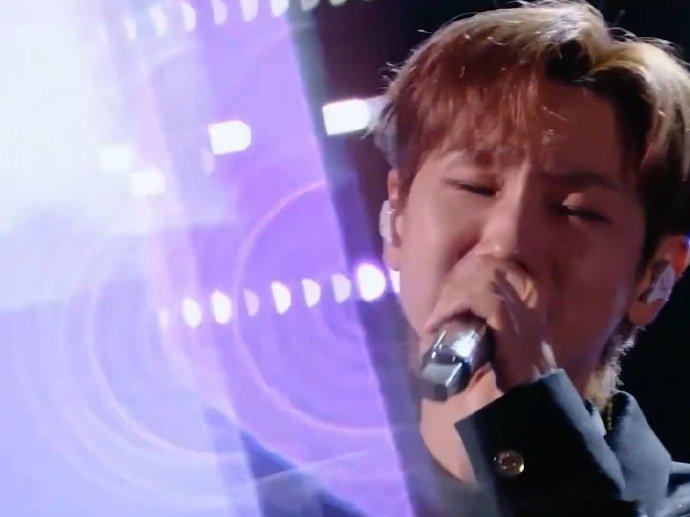 那英汪苏泷一个舞台唱了7首歌跨代合作的天花板！孙楠的沉稳支撑，黄霄雲的科班唱功锦