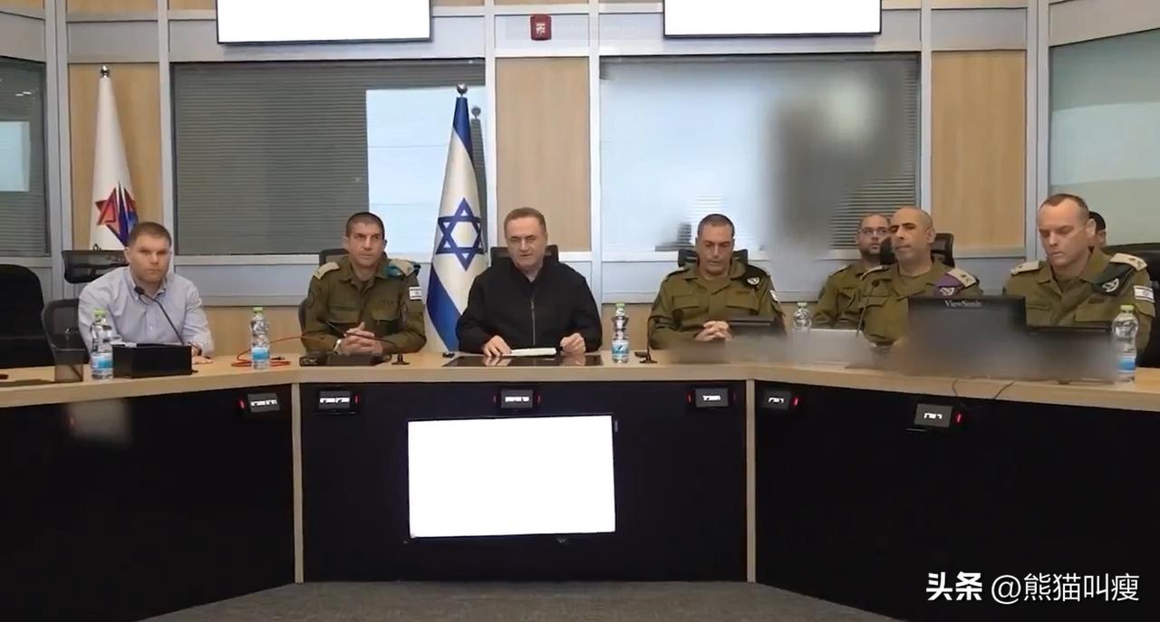 内塔尼亚胡（以色列总理）昨日缺席以色列最高级别军事委员会会议！

代替他出席的是