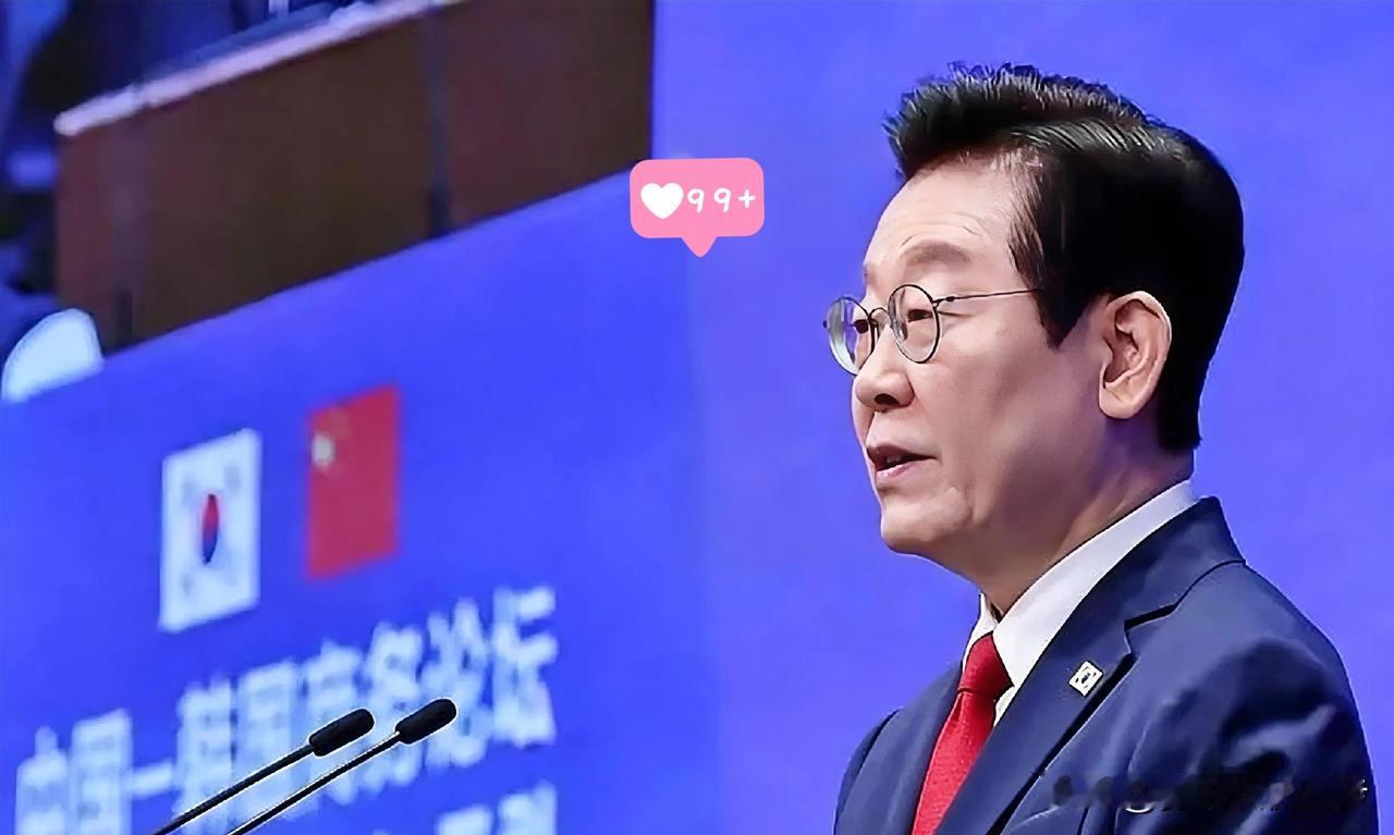 李在明这话说得多明白！可咱们得擦亮眼睛看清楚，眼下到底是谁在给这两艘大船中间硬生