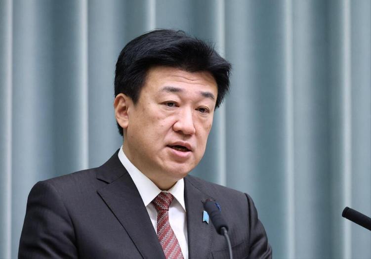 事件发生一天，只等来日本一句"表示遗憾"，其敷衍塞责、冷漠傲慢令人愤慨。
外媒报