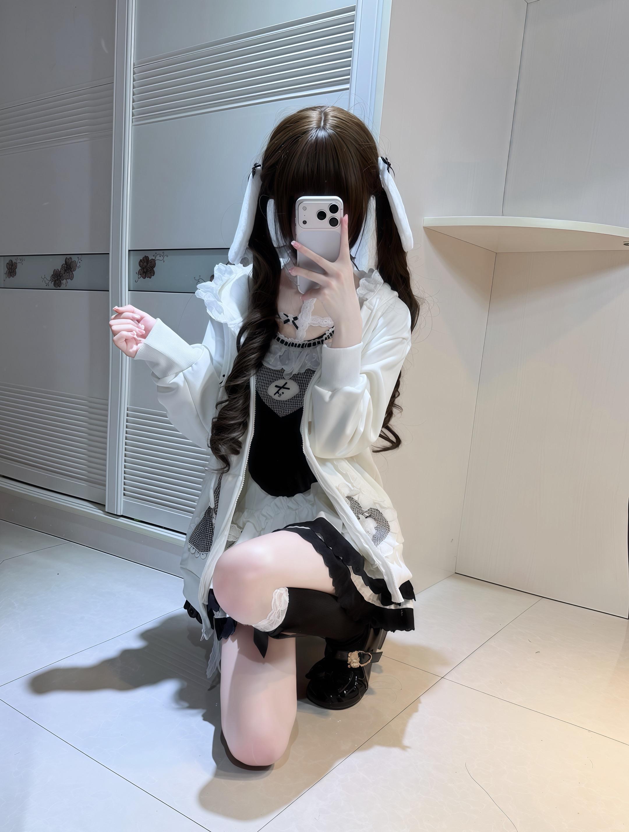 一觉醒来全球女孩聊天技术下降100倍 我像往常那样给你发了一句我喜欢你...