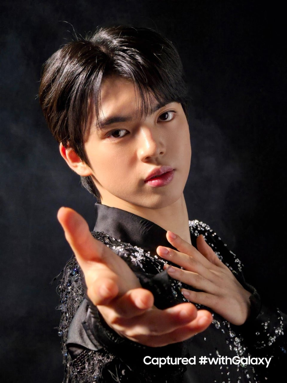 韩国花样滑冰运动员车俊焕2026米兰冬奥会公式照公开 海外新鲜事 热点现场