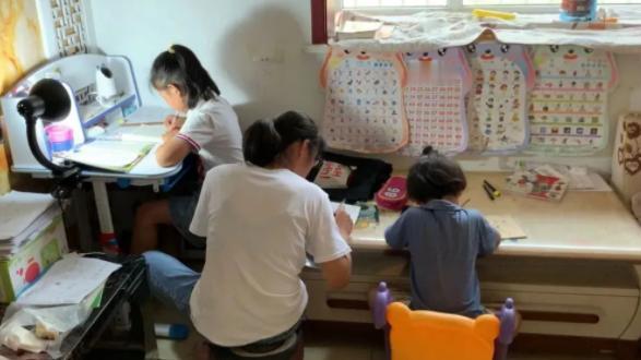 “我的人生你赔不起！”2020年，山东高考落榜女孩，打工十六年参加成人高考只为完