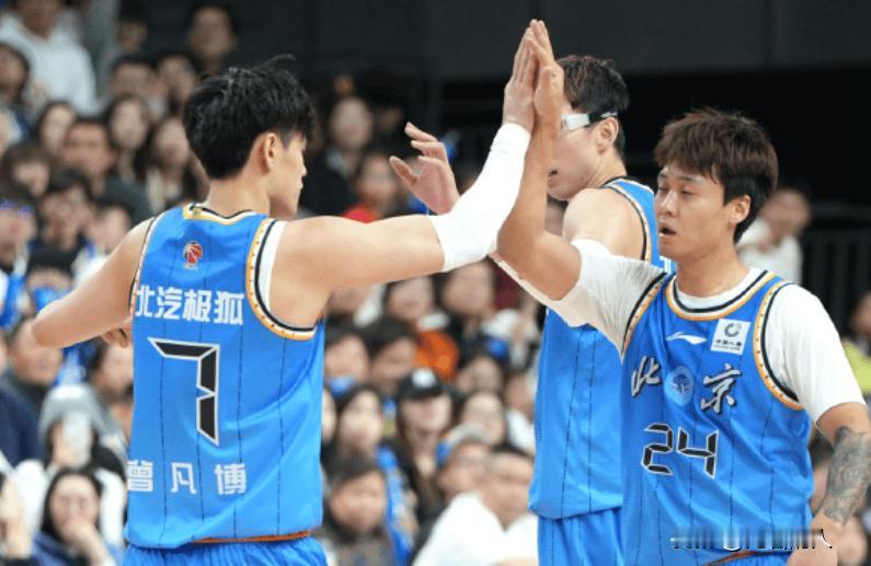 赵睿轻松带队赢球，4+2+9送广东赛季首败



北京主场大胜广东，赵睿打的很轻