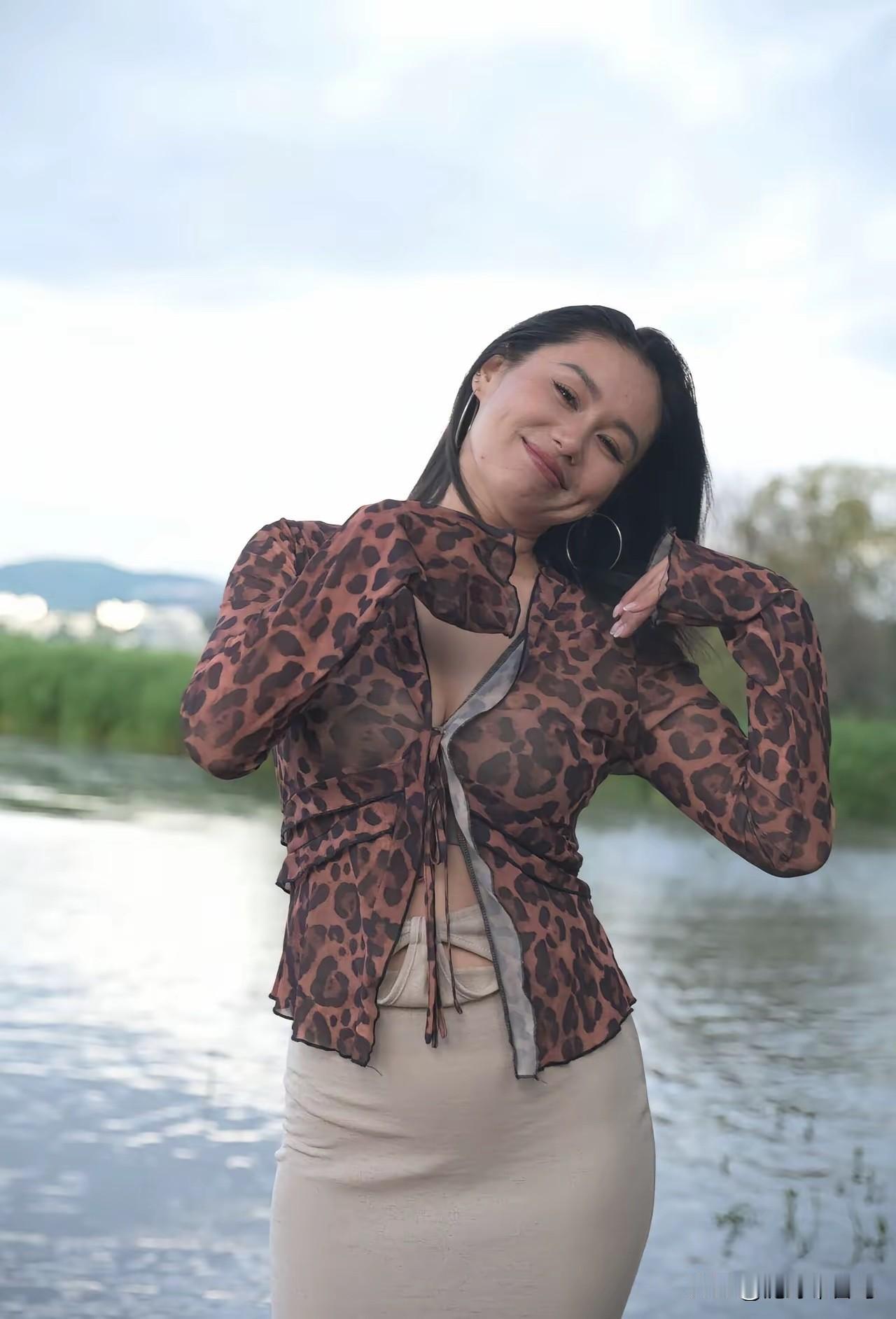 大龄剩女一般过的怎么样?
作为38岁的大龄剩女，我过得其实挺好
时间自由，没有家