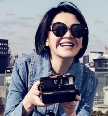 真实的许晴，活成人生赢家，岁月不败美人印证了57岁的她……

从舞台上八小时旗袍