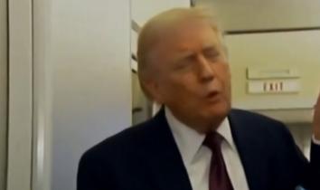 记者：“我们为什么要派5000名海军陆战队员和水兵？” 
特朗普：“你真是个令人