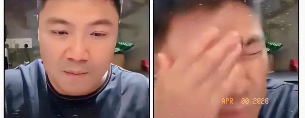 王铸在直播里连着道了好几次歉，整个人看着蔫蔫的，特别憔悴，直播间背景就是简简单单