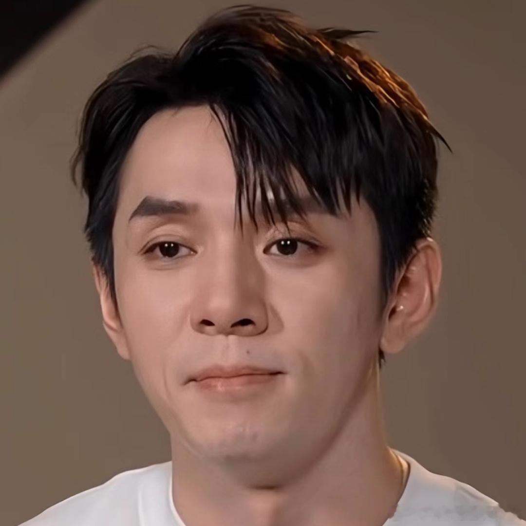 才知道…李佳琦双十一之后就不播了 ​​​