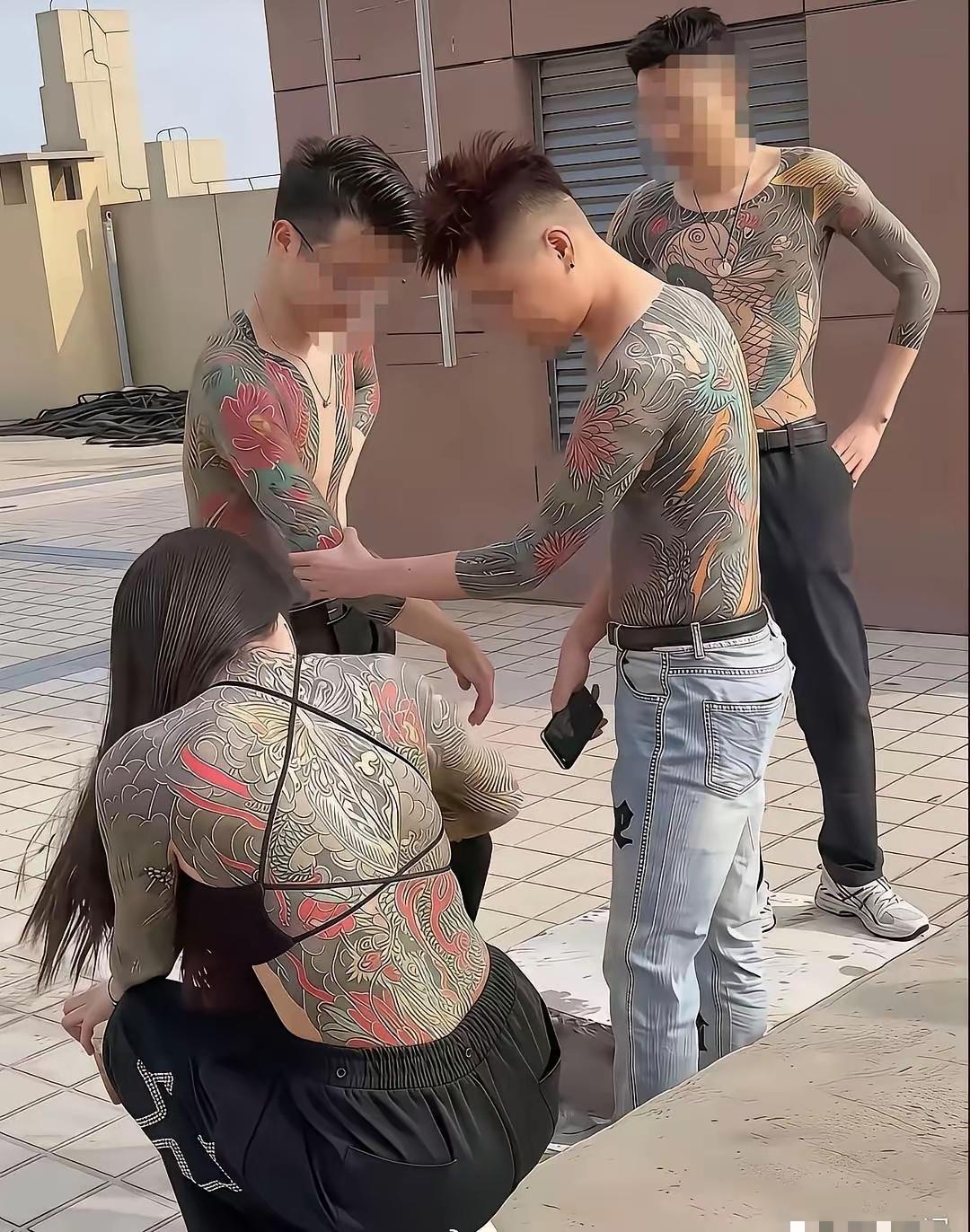不知道什么样的事情，能让他们为自己的这种愚蠢行为感到后悔！

都说纹身的没有一个