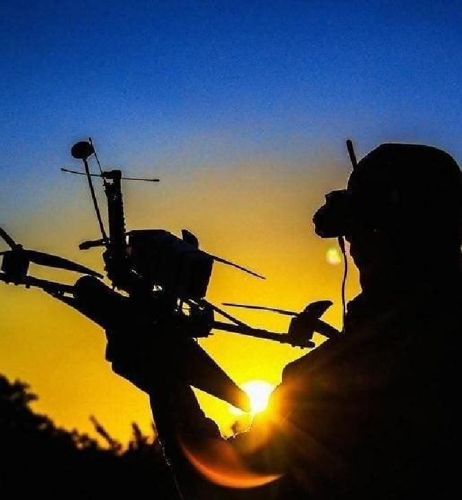 快讯！快讯！。
 
俄罗斯突然宣布了。
 
11月4日是人民团结日，这天俄媒登出