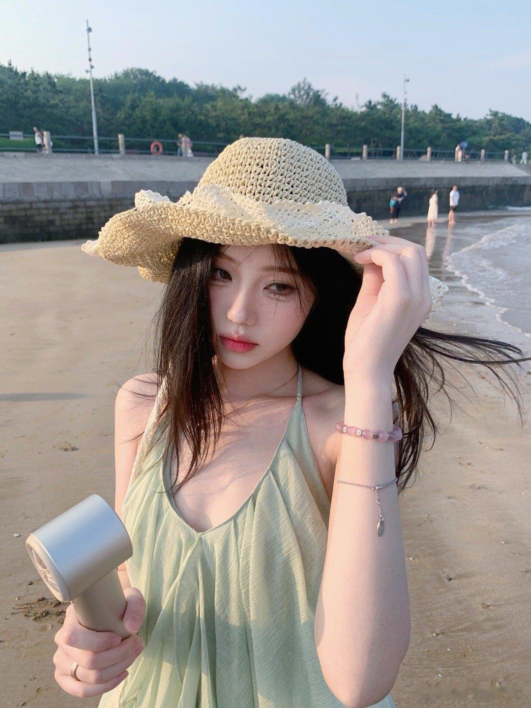🏝️ ​​​