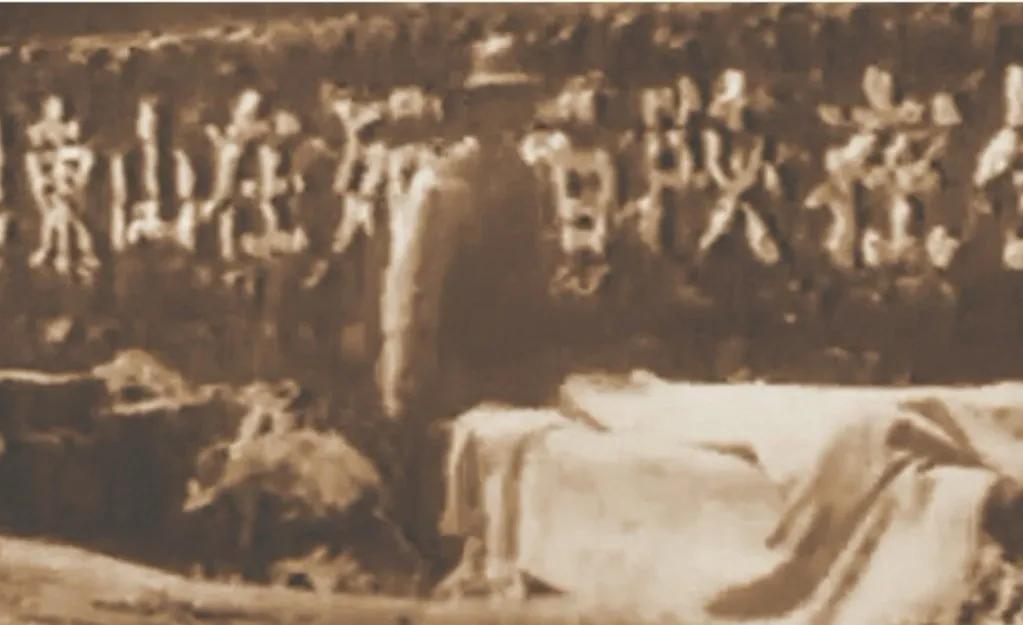 1938年春，台儿庄战役硝烟弥漫。一群来自陕西的年轻士兵在残垣断壁间刷下八个大字