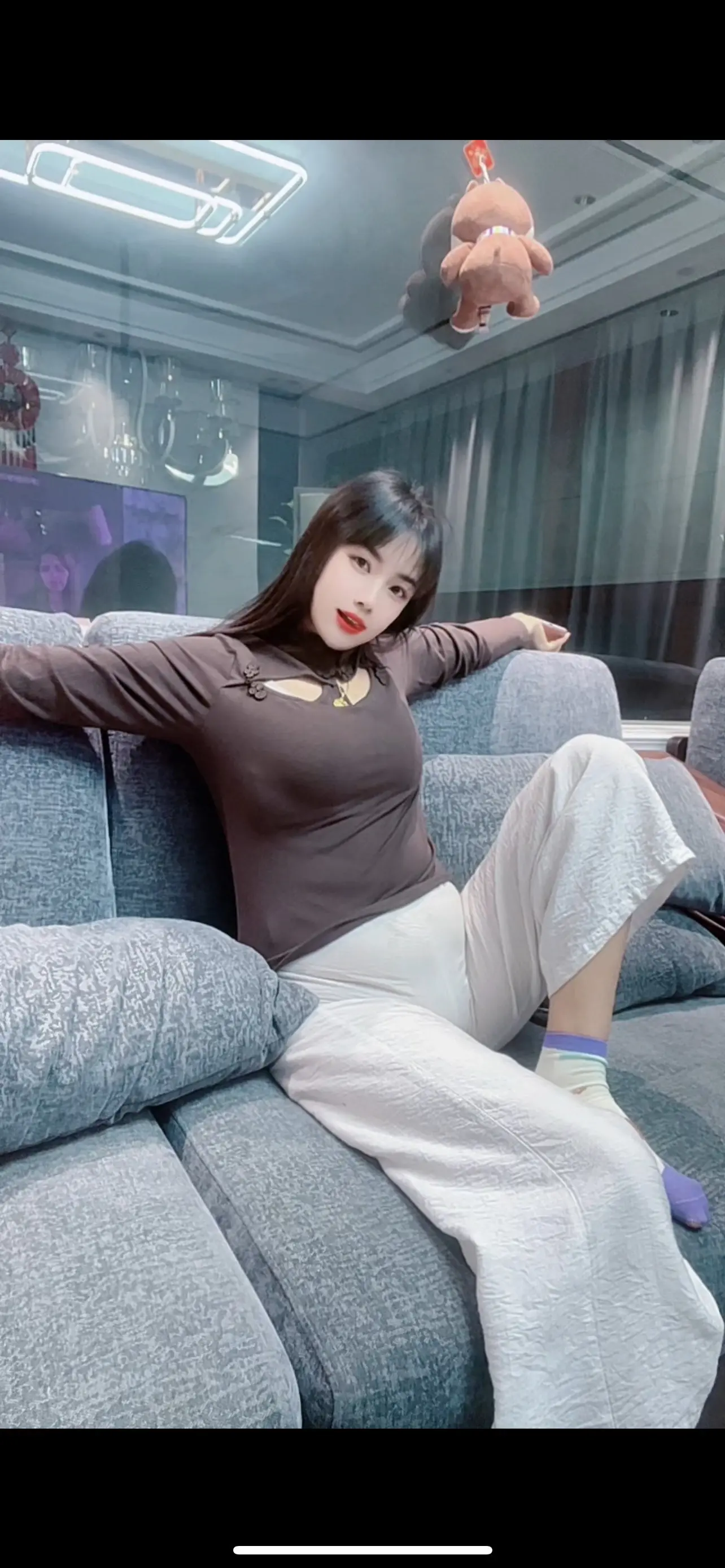 其实很多人根本就没谈过恋爱，谈恋爱最重要的是谈啊。谈人生观价值观、谈生...