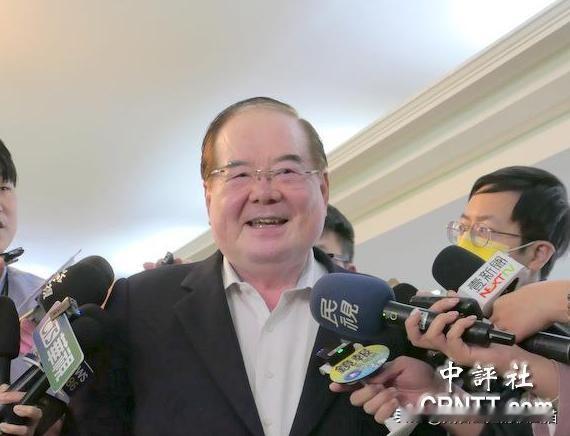 蓝营大佬被秘密跟踪！力推两岸和平的国民党副主席李乾龙竟遭GPS监控。装追踪器的人