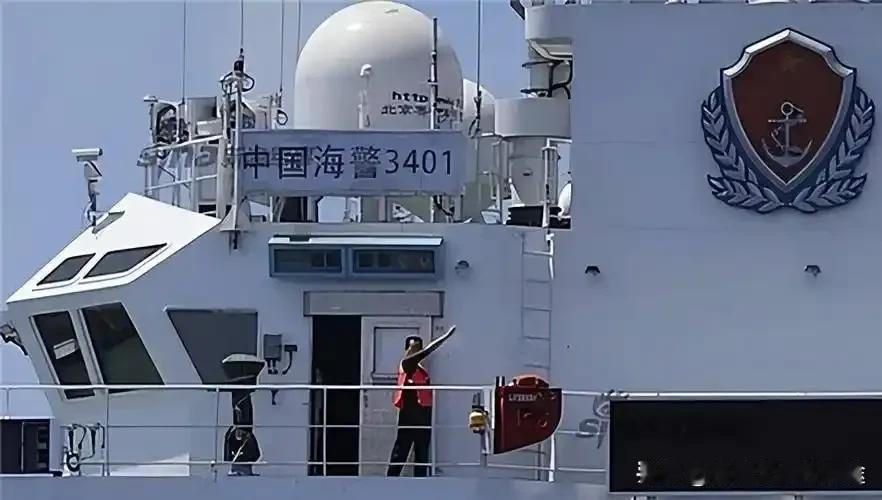 中国海警亮剑黄岩岛！美菲挑衅升级，南海风高浪急
 
2025年7月31日，中国海