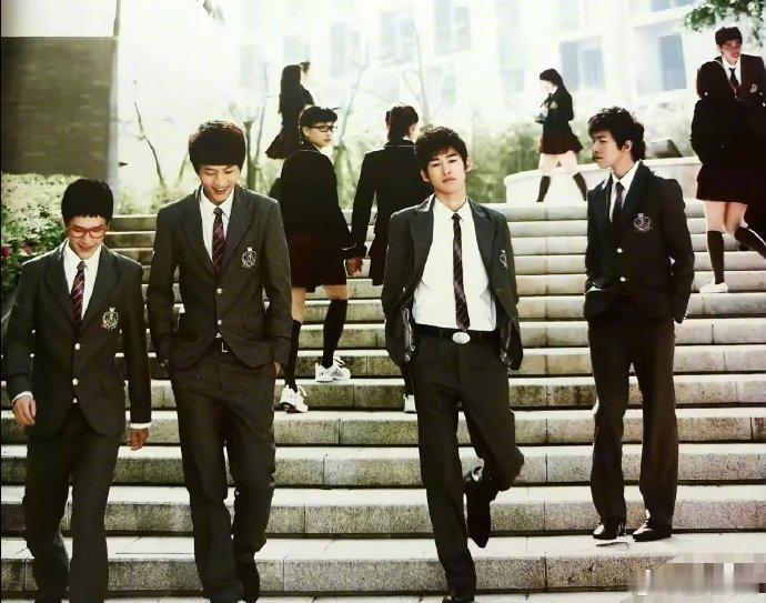 谁能演楚雨荨慕容云海新版流星雨男女主谁能演 能不能让端木磊找个真会弹钢琴的？现在
