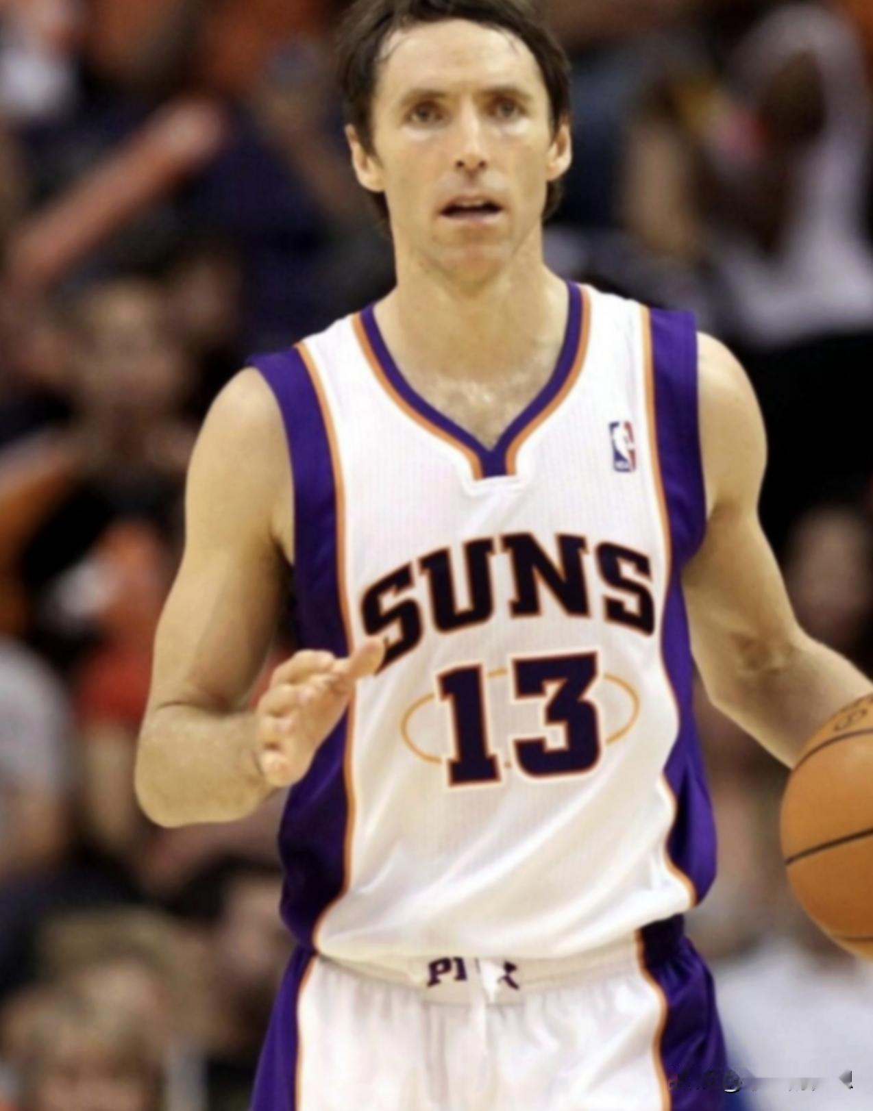 NBA生涯拿过MVP却无冠的八大巨星！最遗憾的是谁？

两届 MVP

卡尔·马
