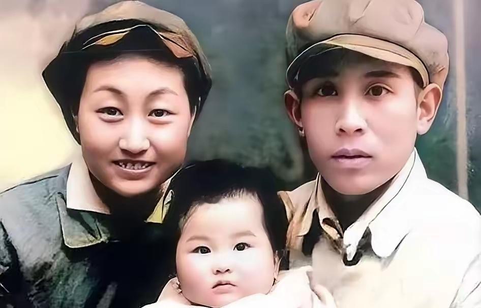 1938年卧底夫妻的生死情缘
 
1938年，两名卧底夫妻假戏真做结为真夫妻，妻