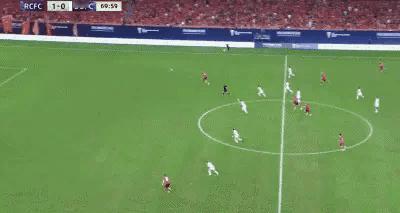 再下一城！成都蓉城2-0领先！不得不说大光头前锋费利佩打东南亚球队就是好用！
应