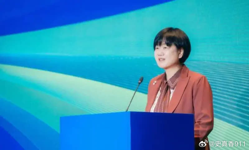 中国女排又出怪事，主教练赵勇是不是疯了？他竟然把一个18岁的副攻王奥芊，当成核心