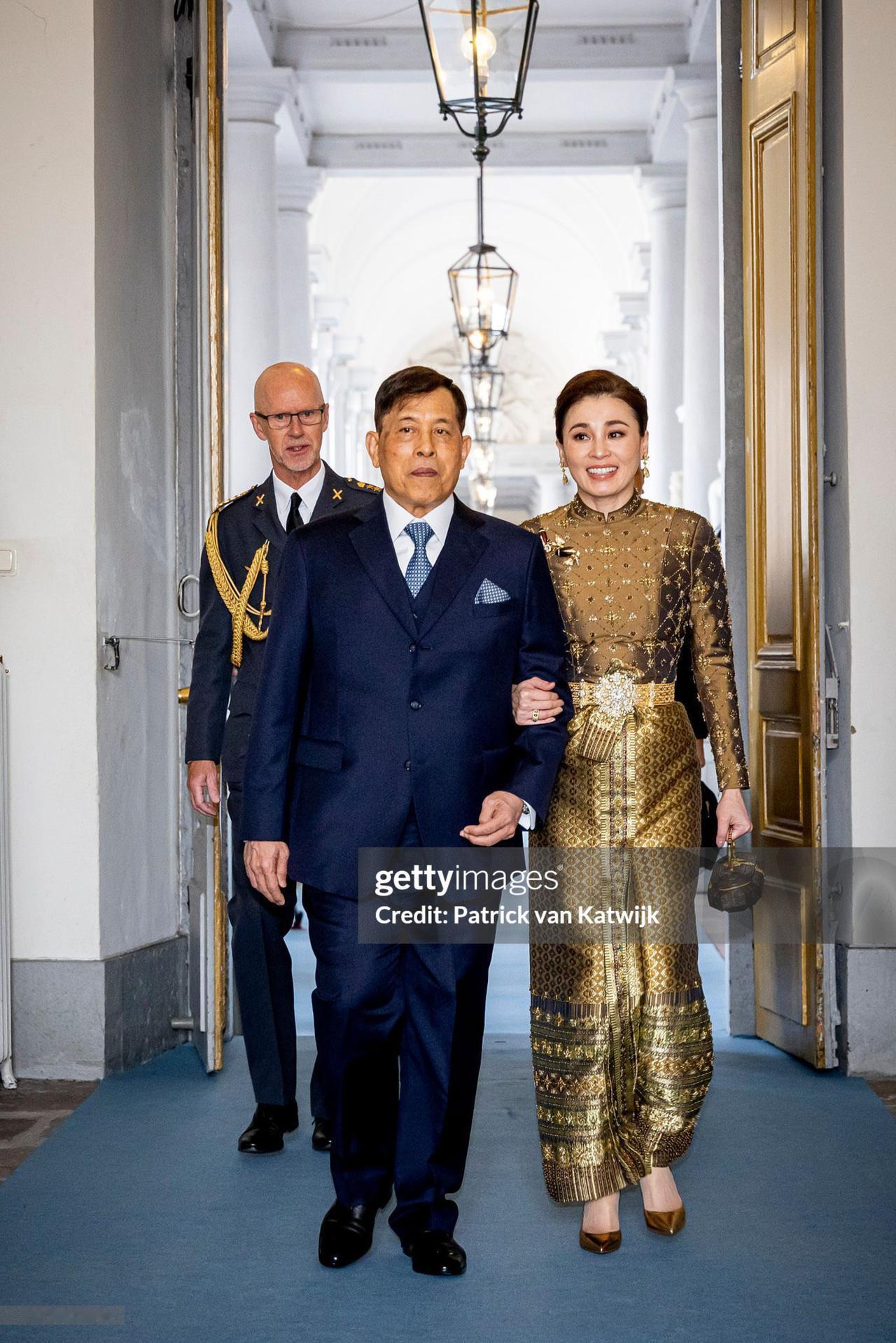 苏提达拥有盛世美颜，轻松抗住G社生图
G社以严苛出名，照片从不美颜、不加滤镜、也