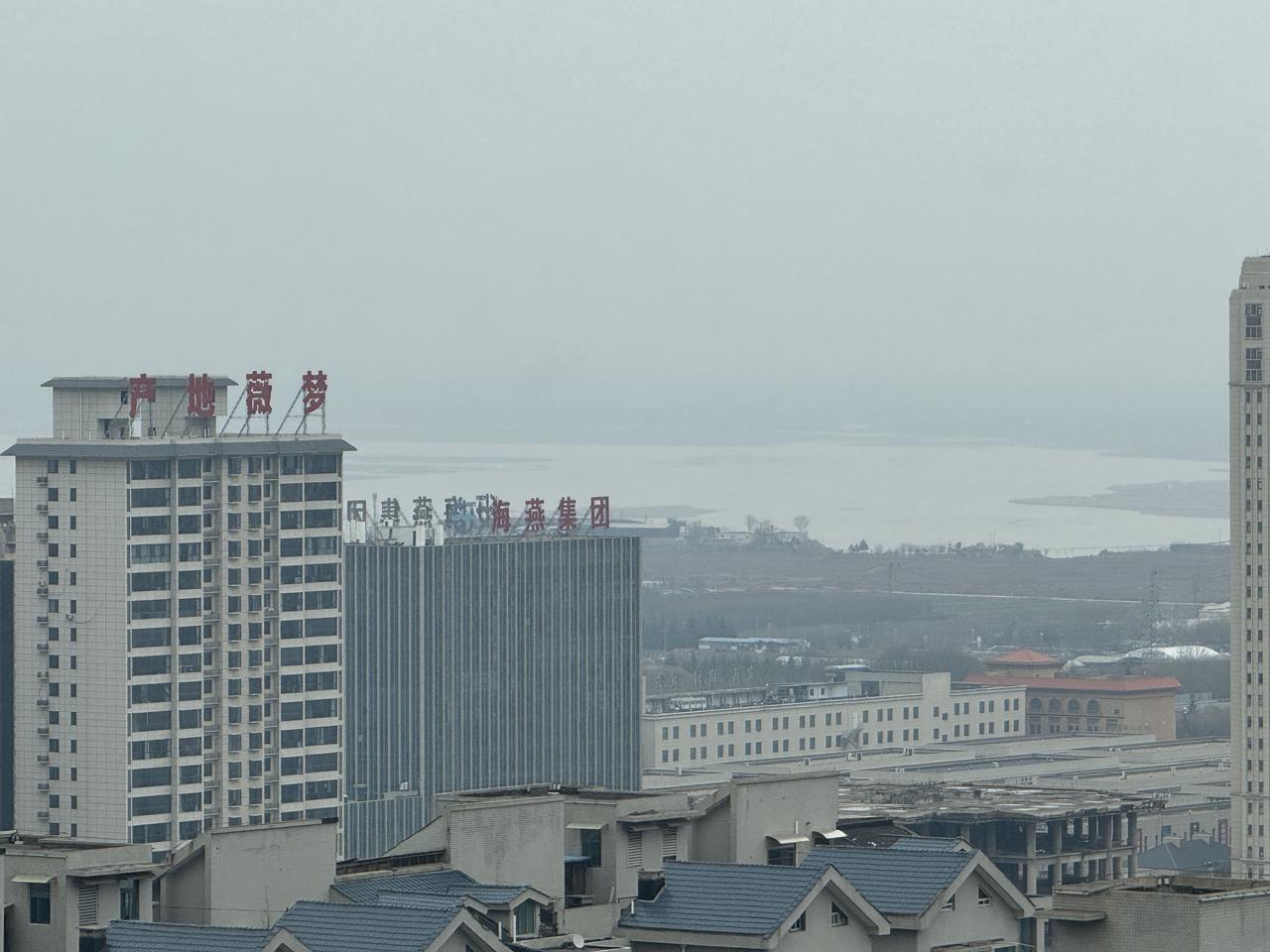 特朗普称伊朗正研制能打到美国的导弹！哈哈，当年美帝打伊拉克用的是一袋洗衣粉绞杀了