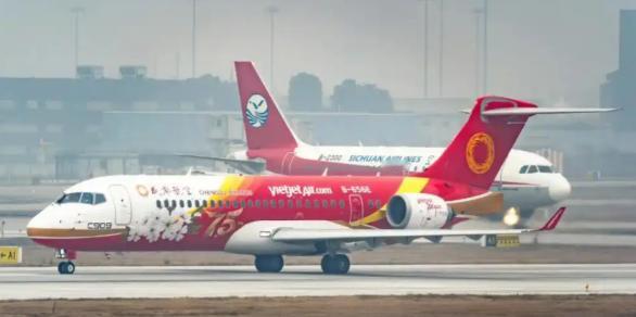 当世界把目光聚焦于台海局势时，越南一个动作好似提前揭露了结局。
 
一开始越南不