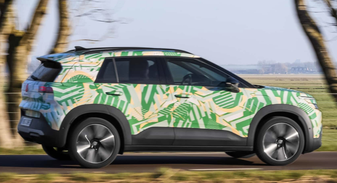 欧洲终于要有便宜电动车了！大众ID. Cross伪装车亮相，瞄准主流市场，起售价