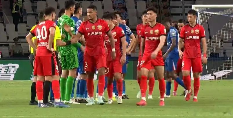 8月9日19:35，2025华润饮料中超联赛第20轮上海申花与上海海港的比赛，在